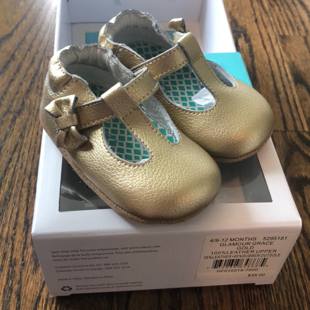 NIB Robeez Mini Shoez - Glamour Grace Gold